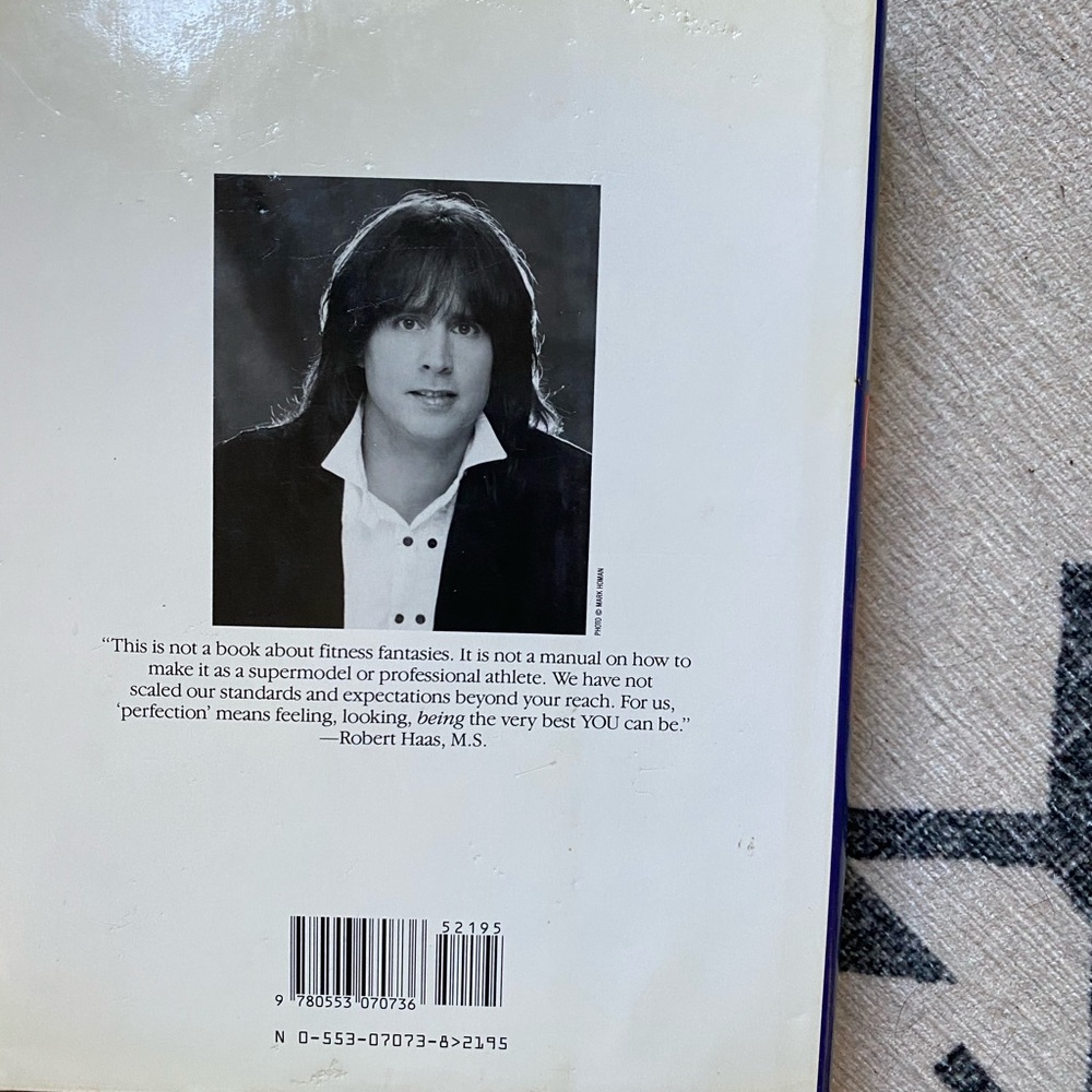 Cher book - Picture 2 of 2